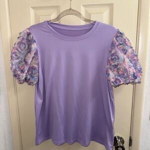 SHEIN Lavender Top with Floral Puff Sleeves